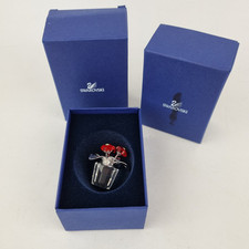 Boxed Swarovski Crystal Figure Vase Of Red Primula Flowers 718984