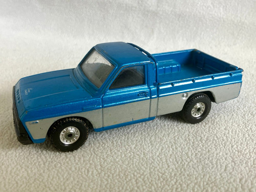 Corgi toys mazda b1600 pickup - toys,