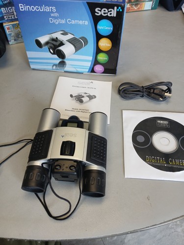 Binoculars with digital camera - binoculars,