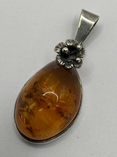 Quality 925 sterling - 925,