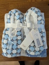 Ladies Blue & White Floral