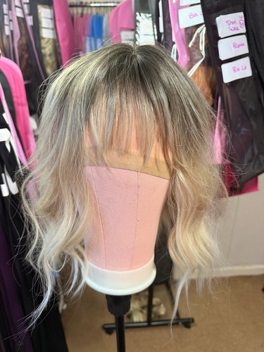 Blonde wavy bob - , “