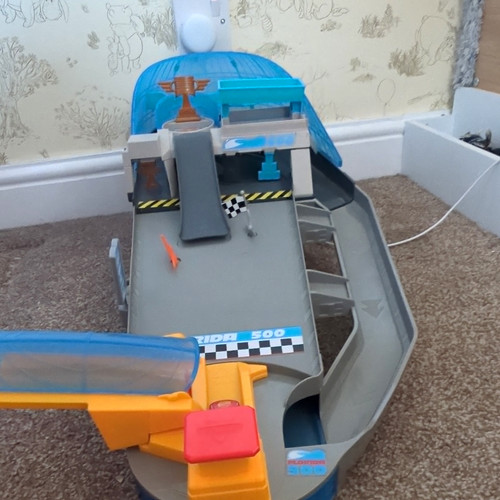 Disney pixar cars mini - cars,