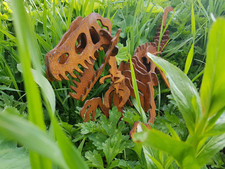 Rusty Metal Dinosaur Raptor -