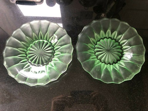 Vintage pair green glass art - ,