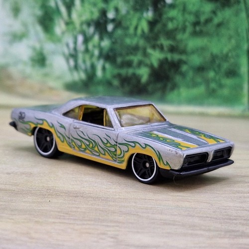 Hot wheels plymouth - '68,