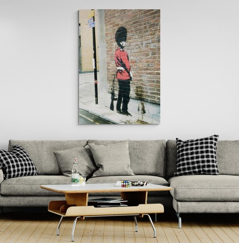 Banksy queens guard canvas - banksy,