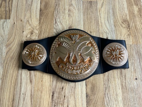 Wwe tag team - wwe, belt