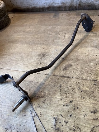 Front axle height lever from - front,