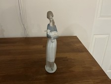 Lladro Figurine Girl With Lamb