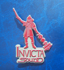 VINTAGE 1984 INVICTA SOUND KENT RADIO STATION PROMOTIONAL BADGE IN VGC - 1980'S