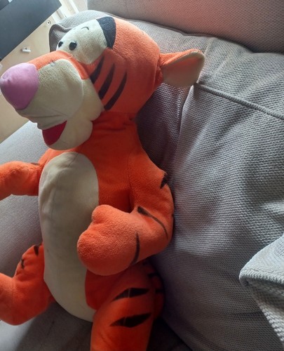 Winnie the pooh - winnie,