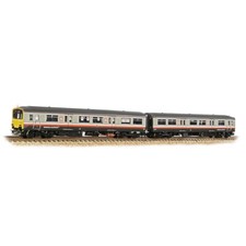 371-336 Graham Farish N Gauge Class 150/1 2-Car DMU 150133 BR GMPTE