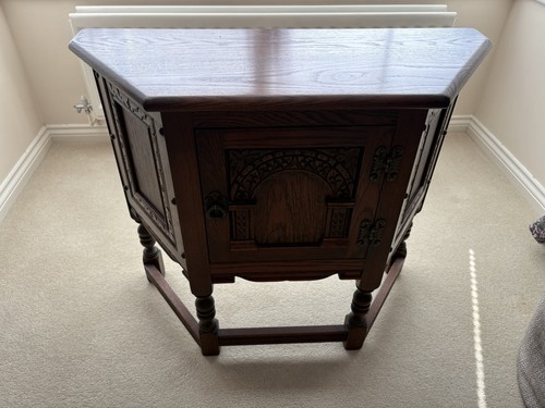 Old charm single door oak - charm,