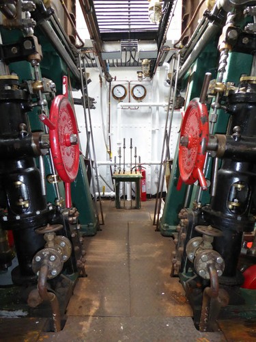 Photo steam tug - photo,