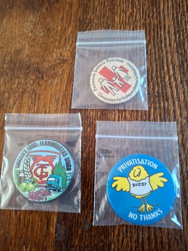 Vintage metal badges - vintage, buzby