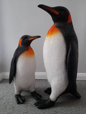 2 X EMPEROR PENGUINS LARGE/SMALL STATUE HOME ORNAMENT/GARDEN