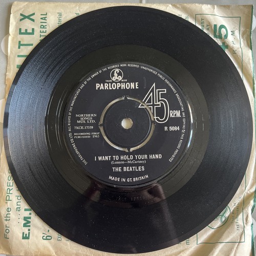 The beatles want - want, hold