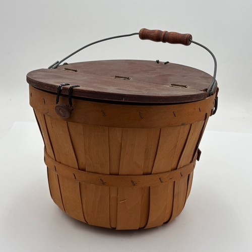 Antique wooden slat - wooden, bucket