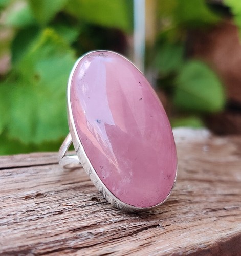 Lovely rose quartz gemstone - rose,