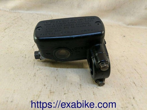 Front brake master cylinder