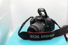 Canon EOS 700D Digital SLR