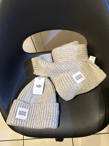 Ugg knit hat - scarf, grey