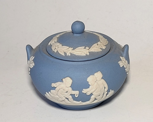 Miniature wedgwood jasper ware - wedgwood,