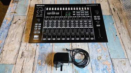 Roland aira mixer - roland,