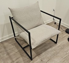 2 Chairs (30.7" × 30.7" ×