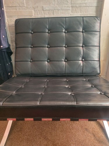 Barcelona black leather chair - black,