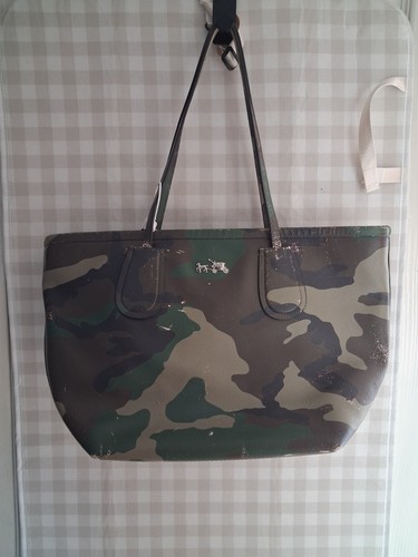 Coach taxi zip - taxi, tote