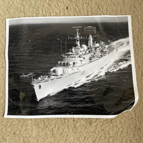 Royal navy county class - county,