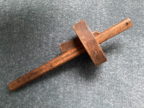 Vintage wooden mortice gauge - vintage,