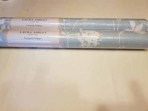 Laura ashley wallpaper - laura,
