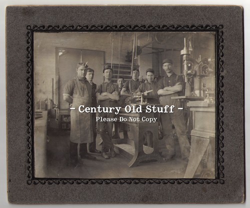 Antique photo machine - photo,