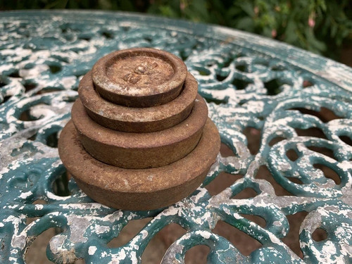Set vintage scale weights - scale,
