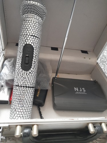 Silver glitter radio - glitter,