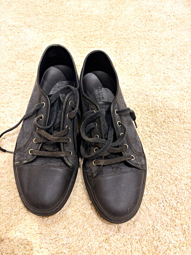 Gucci black logo - gg,