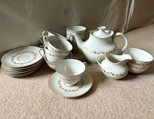 Royal doulton fairfax - royal,