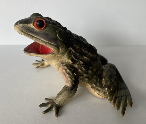 Unusual vintage realistic - vintage,