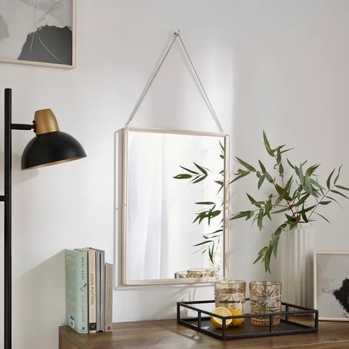 Retro style hanging - style, chain