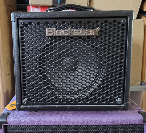Blackstar metal guitar - 1,