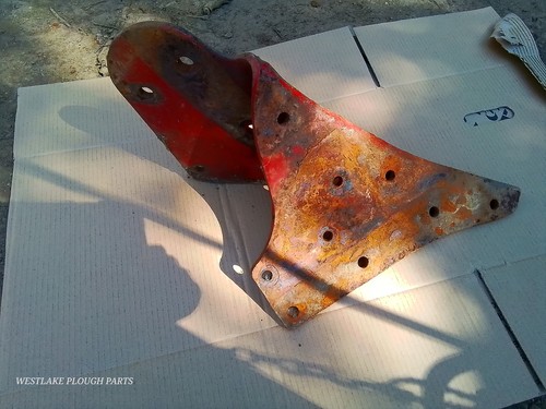 Kverneland plough frog - no.8, rh