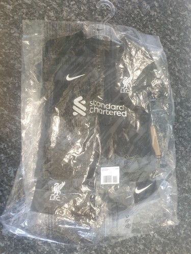 Liverpool away kit 36 - fc, 24-36