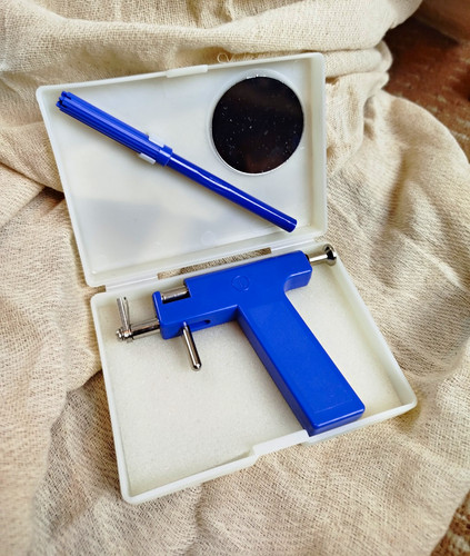 Blue white piercing - white, kit