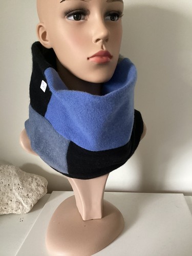 100 cashmere redbone snood - 100%,