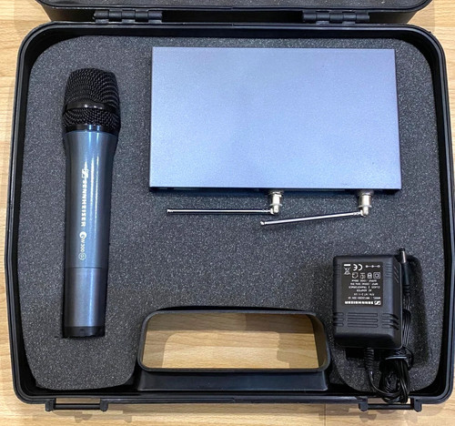 Sennheiser wireless microphone - wireless,