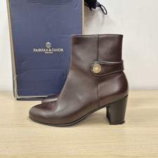 Fairfax Favor Upton Mahogany