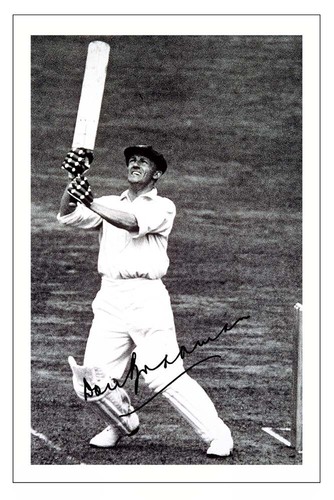 Don bradman signed autograph - don,